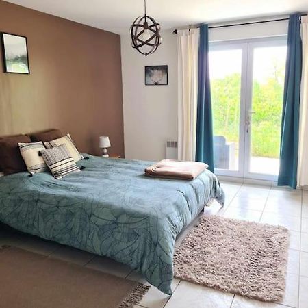 Gite De 70M² Avec Vue Sur Le Massif Du Pilat Clonas-sur-Vareze Exteriör bild